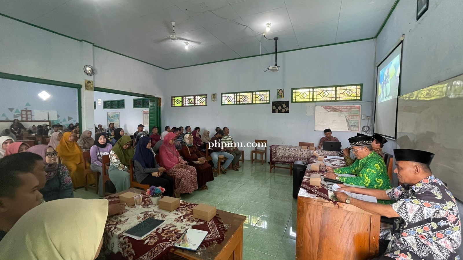 RAPAT WALI MURID KELAS 10 SMK BARDAN WASALAMAN 2023