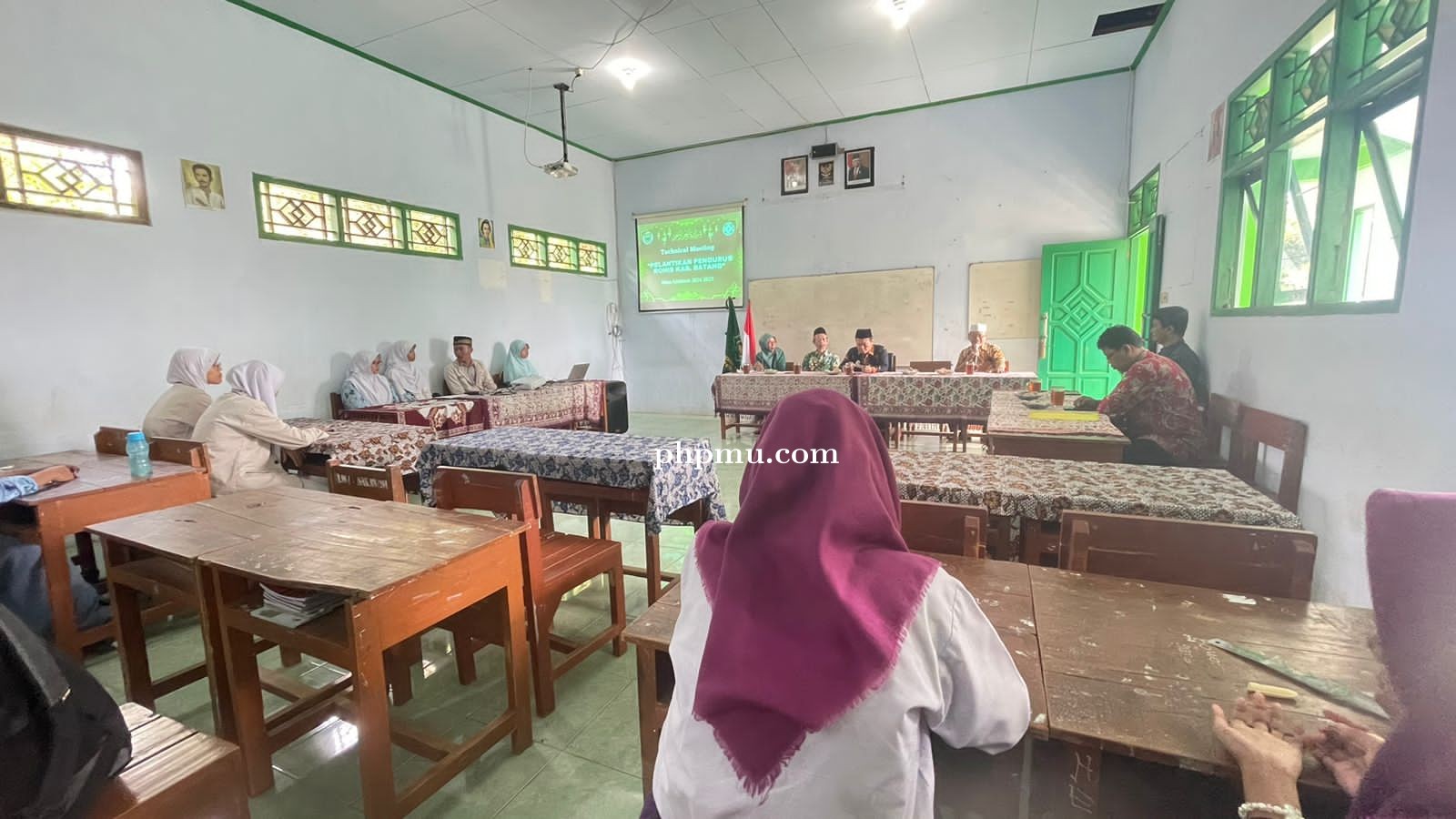 Pelantikan pengurus baru PK IPNU-IPPNU tahun 2024/2025