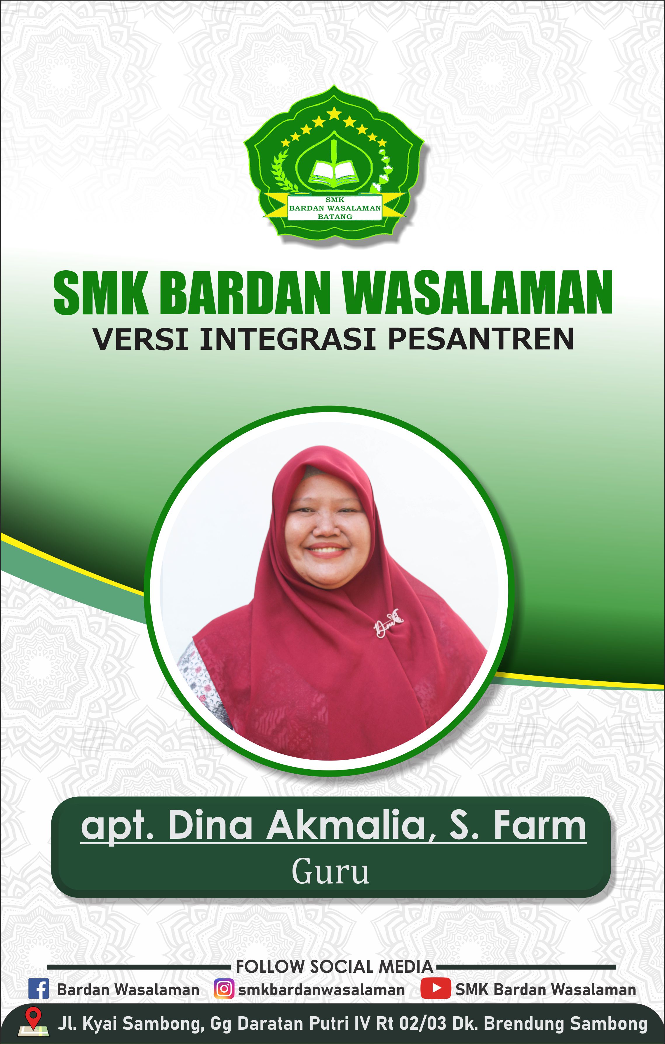 Dina Akmalia, S.Farm, Apt